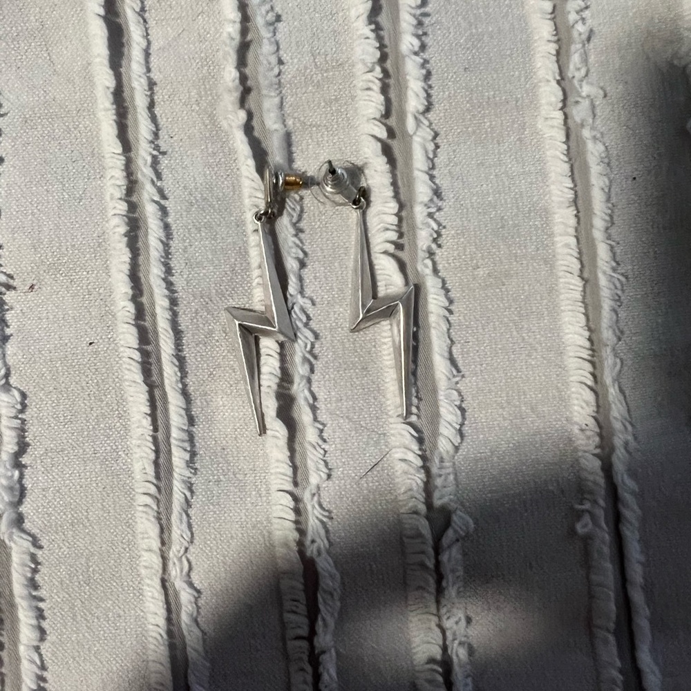 Silver lightning bolt dangly earrings!